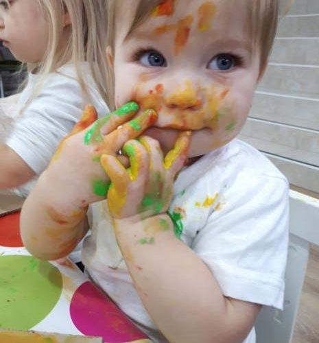 ösztönanyu montessori szülőknek, baba-mama foglalkozások 1